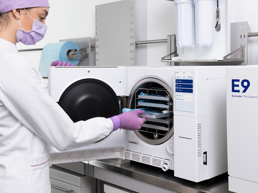 AUTOCLAVE EURONDA E10 B 24 litri display scroll&touch 7"