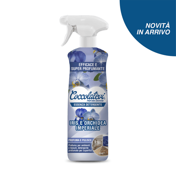 Coccolatevi Essenza Detergente Iris e Orchidea Imperiale, flacone con spruzzatore da 750 ml